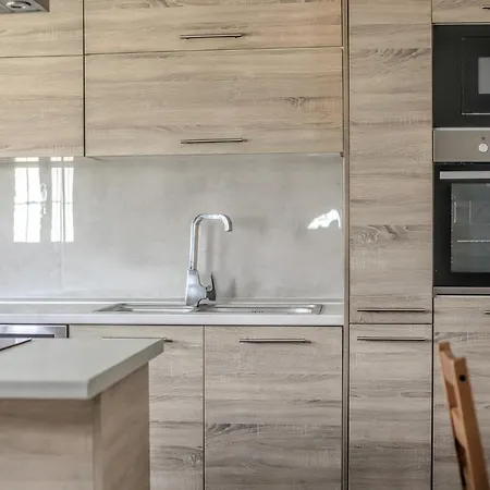 Meteora's Secret Garden House#1 *