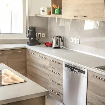 Meteora's Secret Garden House#1