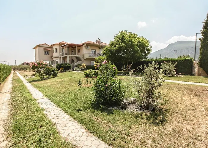 Villa Meteora's Secret Garden House#1 *