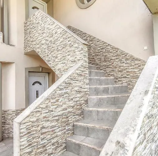 Villa Meteora's Secret Garden House#1 *