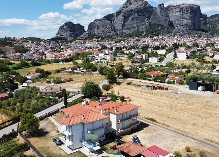 Meteora's Secret Garden House#1 Villa